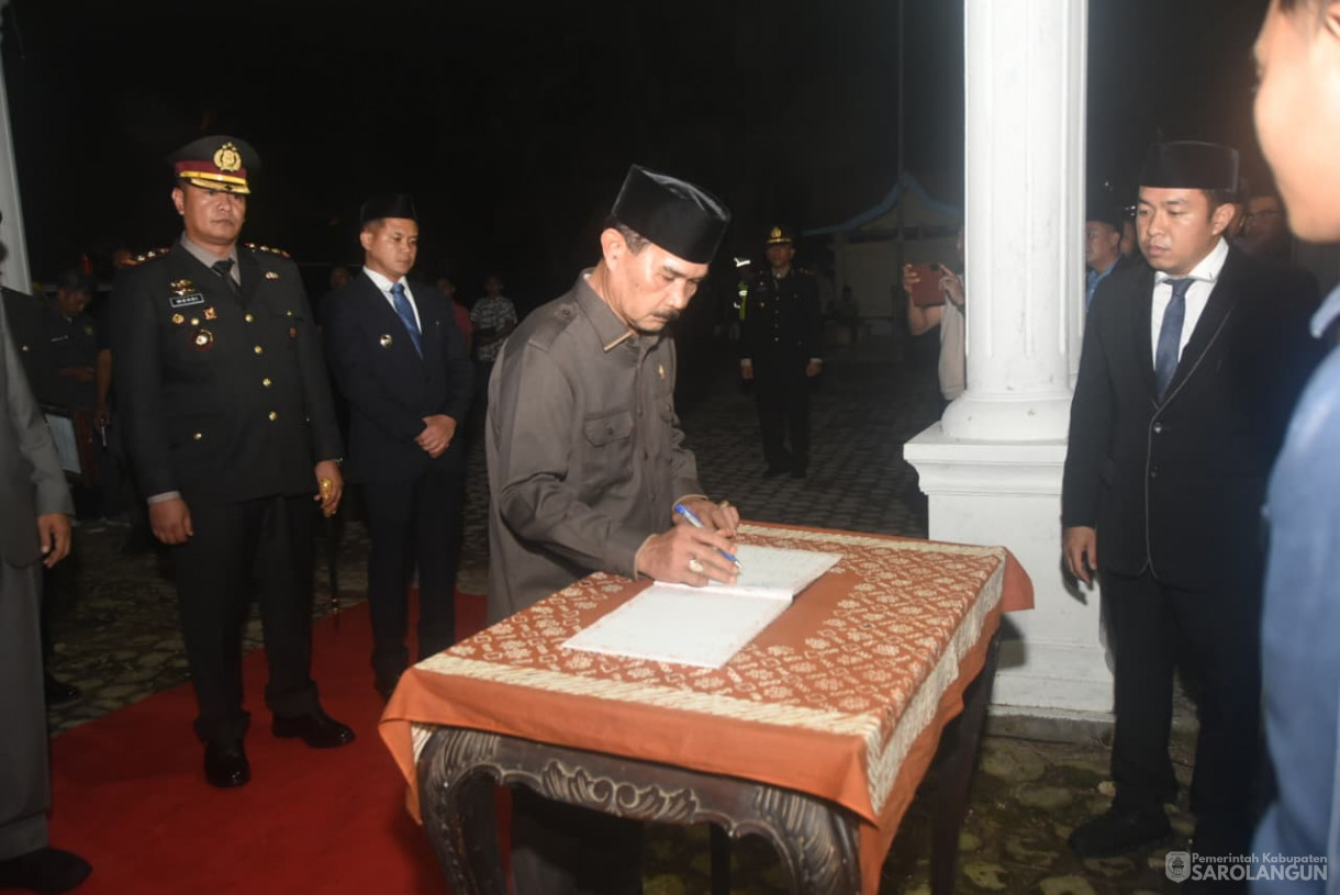 17 Agustus 2025&nbsp; Upacara Apel Kehotmatan dan Renungan Suci di Taman Makam Pahlawan Sarolangun