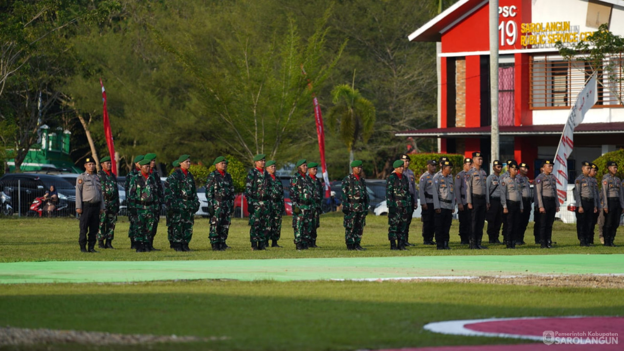17 Agustus 2025&nbsp; Upacara Penurunan Bendera Merah Putih Bertempat di lapangan Gunung Kembang