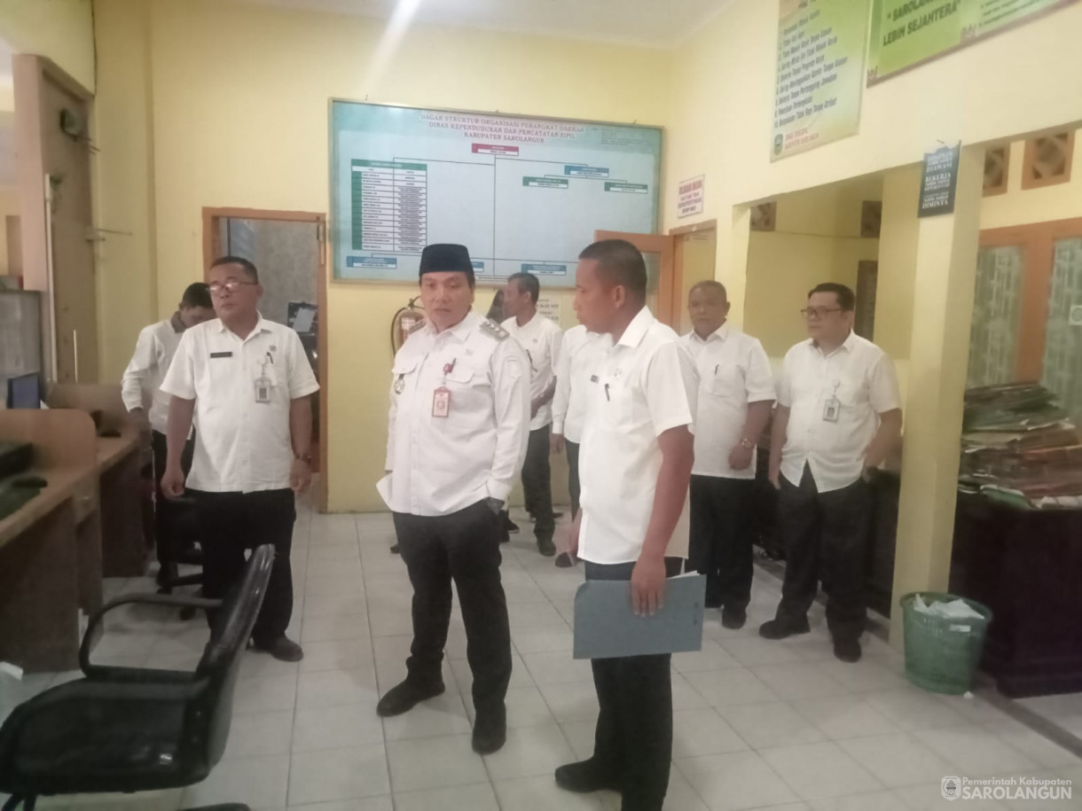 03 April 2024 - Sidak Di Kantor Kependudukan Dan Catatan Sipil