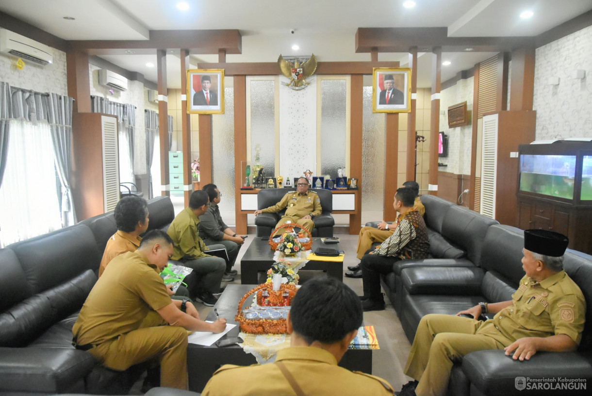 24 September 2024 -&nbsp;Audiensi Dengan Kepala Taman Bukit 12, Bertempat di Ruang Kerja Bupati Sarolangun