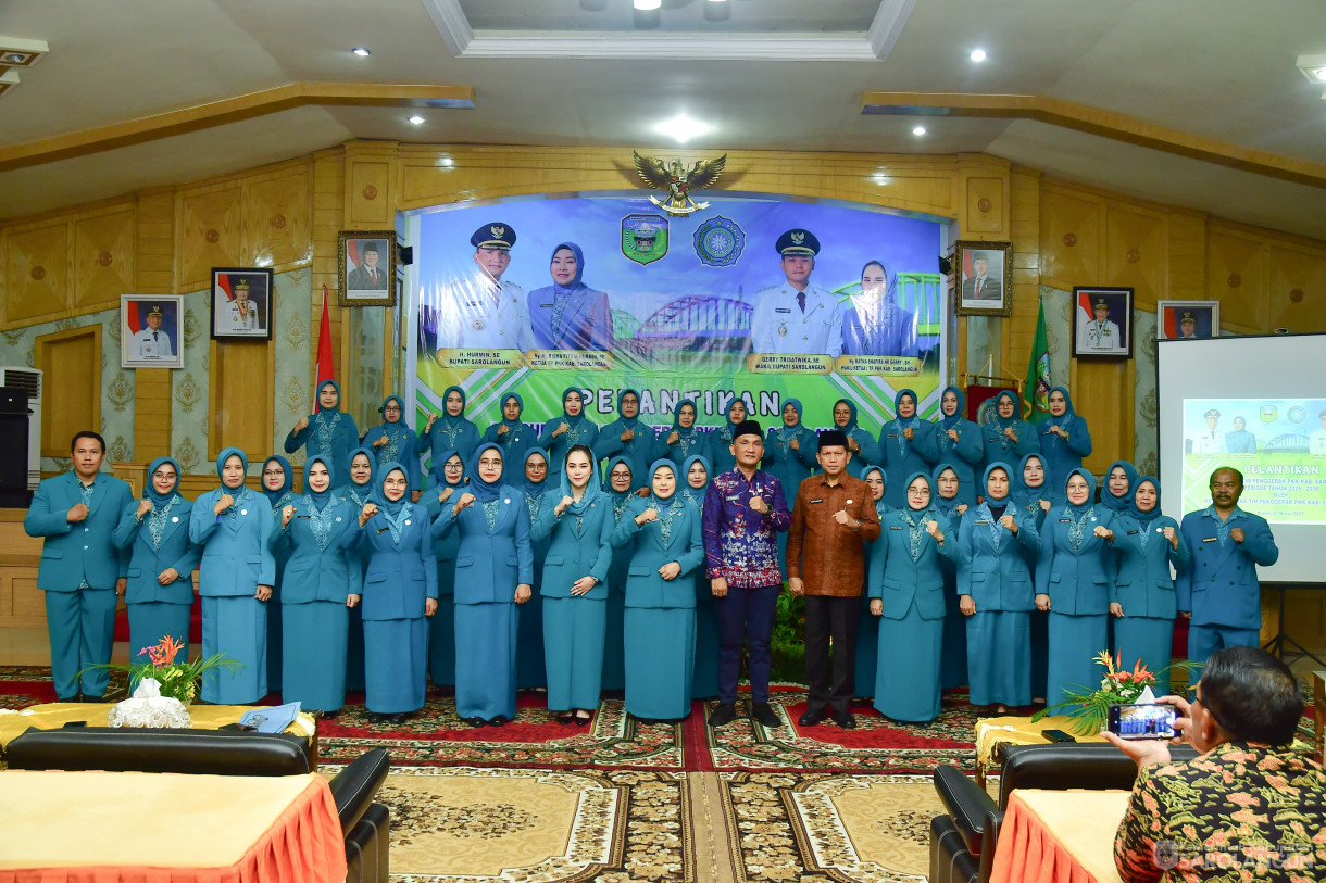 27 Maret 2025 -&nbsp;Pelantikan Pengurus TP PKK Kabupaten Sarolangun Periode Tahun 2025 sd 2030 Oleh Ketua TP PKK Kabupaten Sarolangun Bertempat di Ruang Aula Utama Kantor Bupati Sarolangun