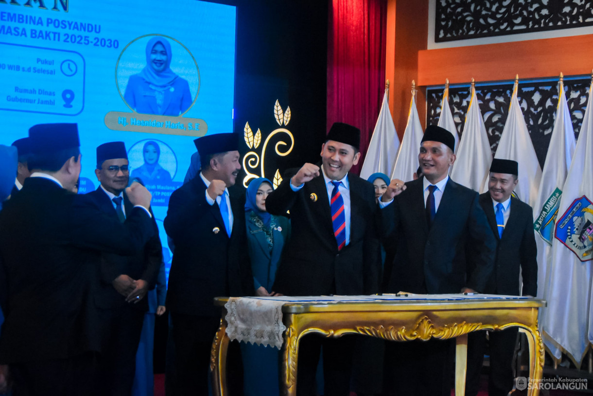 10 Maret 2025 - Pelantikan Ketua TP PKK, Bunda PAUD, Ketua Dekranasda Se Provinsi Jambi Bertempat di Auditorium Rumah Dinas Gubernur Jambi