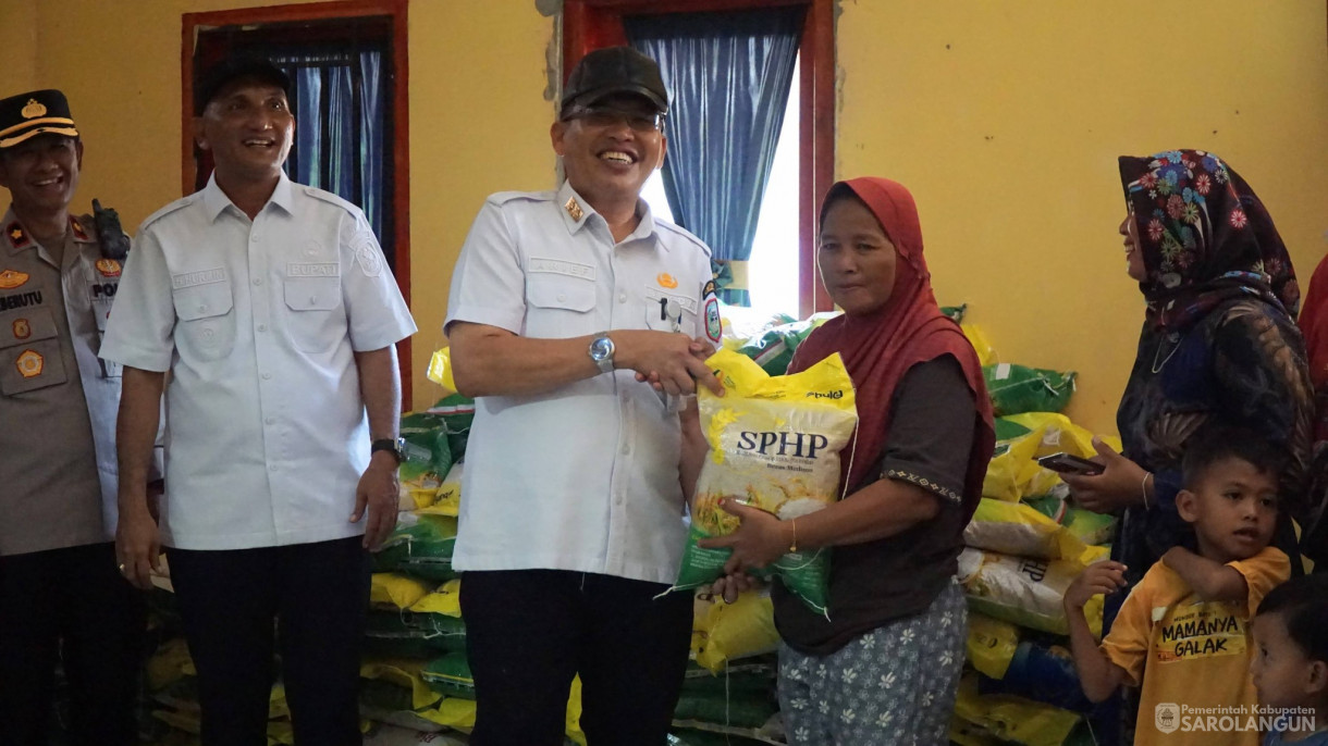 6 Mei 2026 Penyerahan bantuan masyarakat terdampak Banjir di Desa Pulau Pandan dan Desa Muaro Limun
