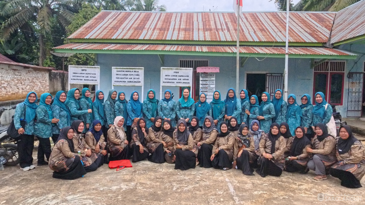 11 Juni 2025 -&nbsp;Kunjungan Ketua TP PKK kabupaten Sarolangun Beserta Rombongan Dalam Rangka Kunjungan Kerja Dan Pembinaan 10 Program Pokok PKK Kecamatan Air Hitam
