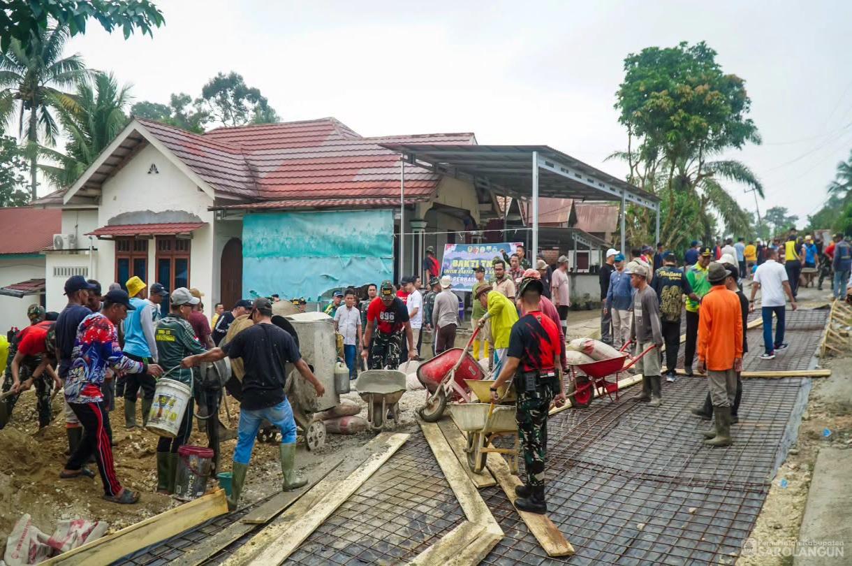 17 Juli 2026 Gotong Royong Perbaikan Jalan dalam Rangka Karya Skala Besar TNI 2026 di Desa Lubuk Sayak Kecamatan Pelawan