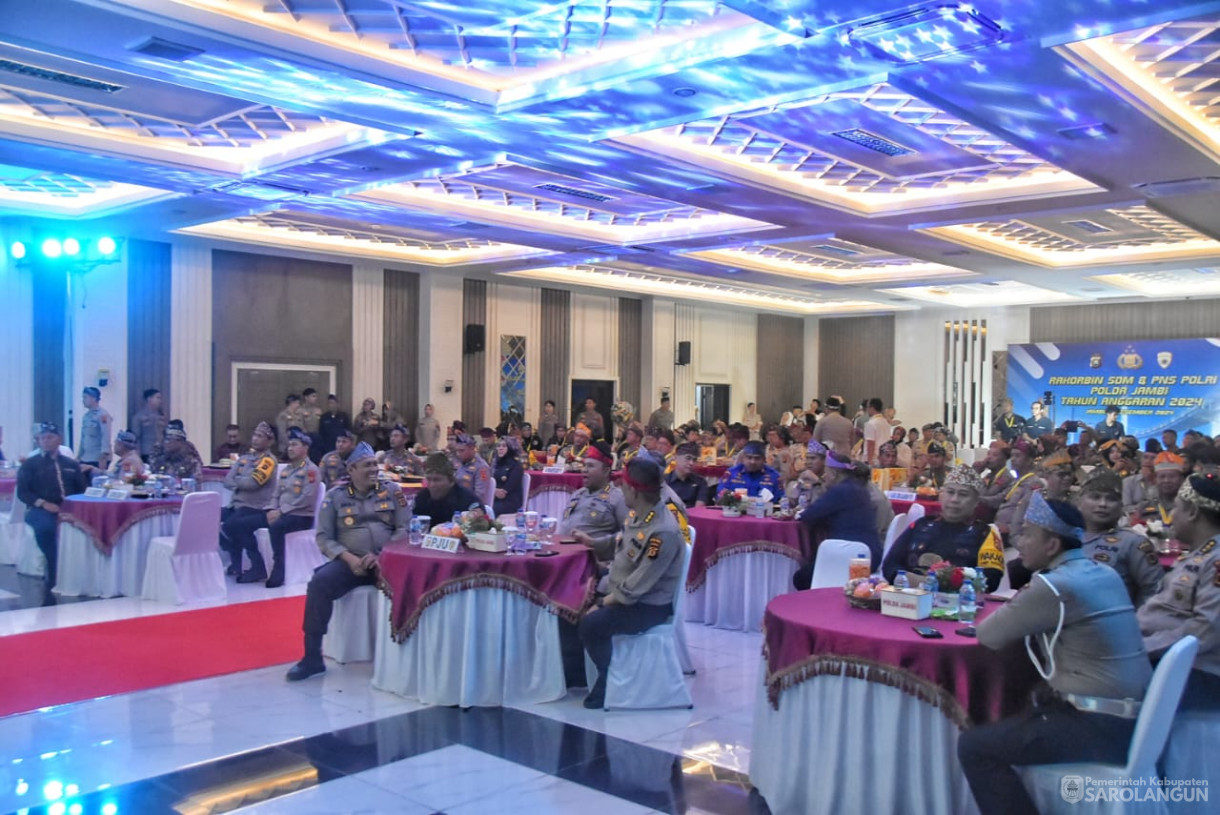12 Desember 2024 - Rakorbin SDM dan PNS Polri Polda Jambi Tahun Anggaran 2024, Bertempat di Lantai III Siginjai Polda Jambi