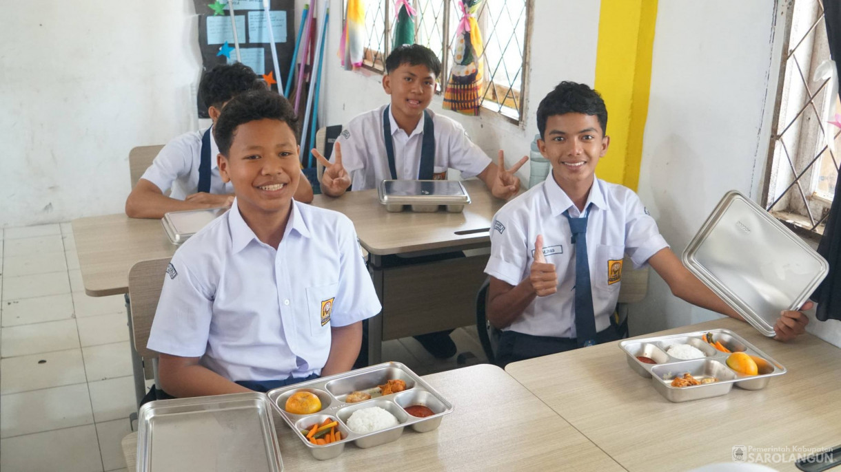 7 April 2026 Grand Opening SPPG Aurgading dan Monitoring Pemberian Makan Bergizi Gratis di SMPN 2 Sarolangun
