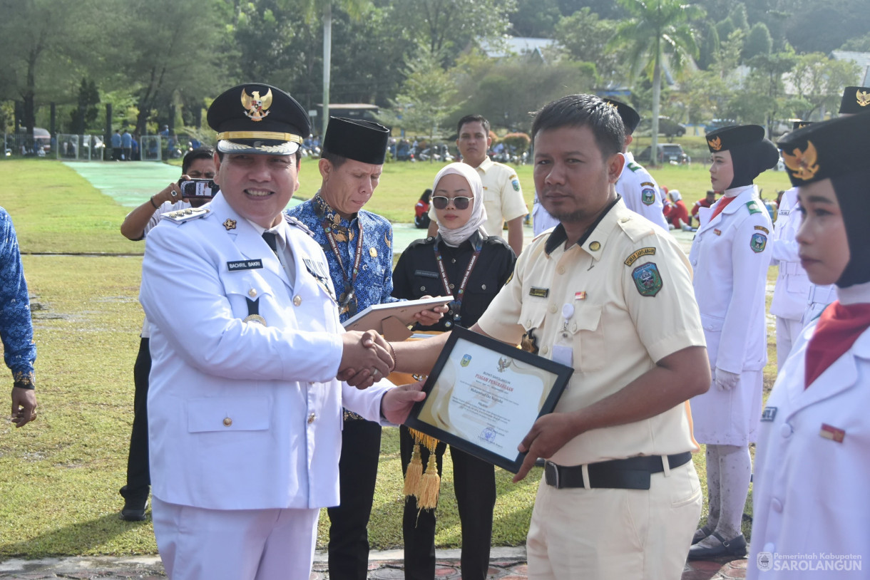 3 Juni 2024 -&nbsp;Upacara Peringatan Hari Lahir Pancasila Di Lapangan Gunung Kembang Sarolangun