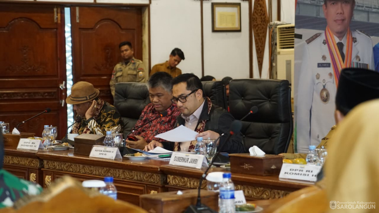 29 September 2025&nbsp; Pertemuan Dengan Ketua, Wakil Ketua Dari Anggota Komisi II DPR RI Dalam Rangka Pengawasan Penerimaan Negara Bukan Pajak Di Sektor Pertahanan