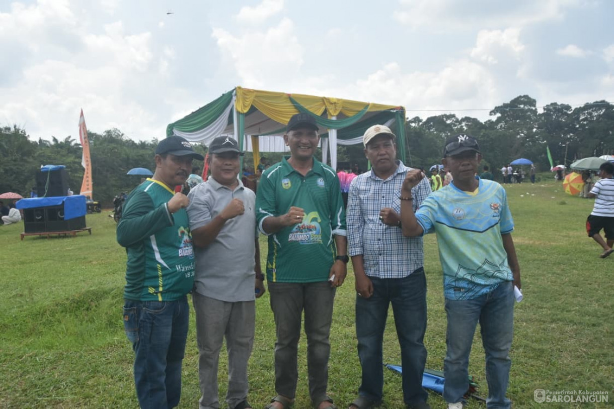 2 November 2025&nbsp; Balumbo Biduk Dalam Rangka HUT Sarolangun di Kampung Baru Kelurahan Dusun Sarolangun