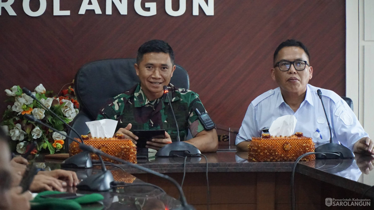 15 April 2026 Rapat Koordinasi Penyiapan TNI Manunggal Membangun Desa ke 128 TA 2026 di Ruang Pola Utama Kantor Bupati Sarolangun dihadiri Sekretaris Daerah Kabupaten Sarolangun