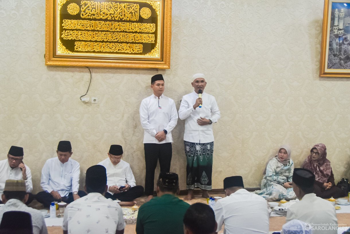 26 Maret 2025 - Buka Bersama Tokoh Masyarakat di Rumah Dinas Bupati Sarolangun