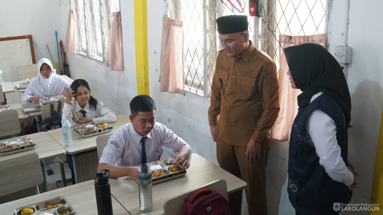 7 April 2026 Grand Opening SPPG Aurgading dan Monitoring Pemberian Makan Bergizi Gratis di SMPN 2 Sarolangun