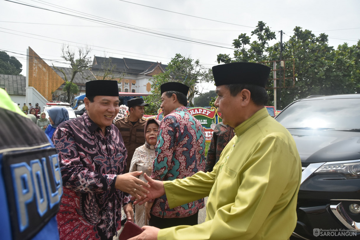 1 Juni 2024 -&nbsp;Menghadiri Resepsi Pernikahan Anak Gubernur Jambi Di Gedung Serbaguna Kantor Bupati Merangin