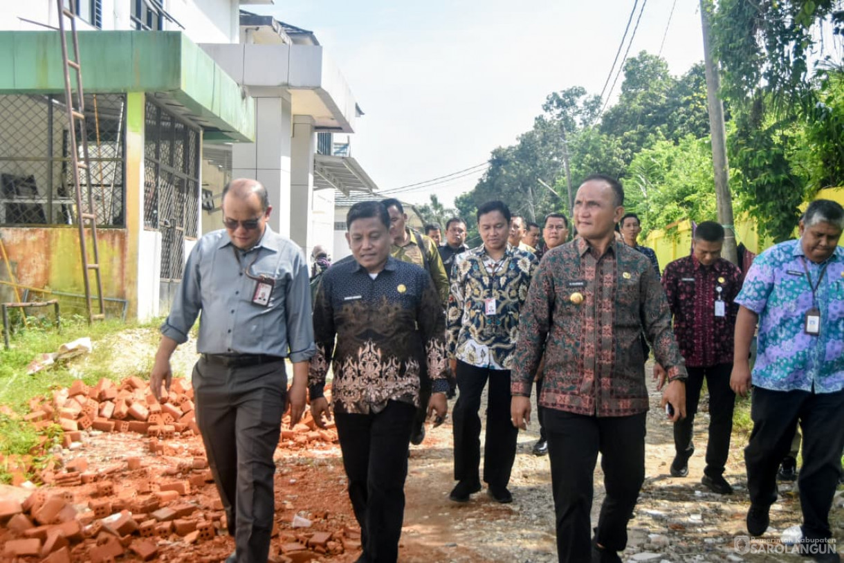 30 Oktober 2025 Peninjauan Proyek PBJ Strategis di RSUD dan Jalan Desa Panti&nbsp; Lubuk Resam