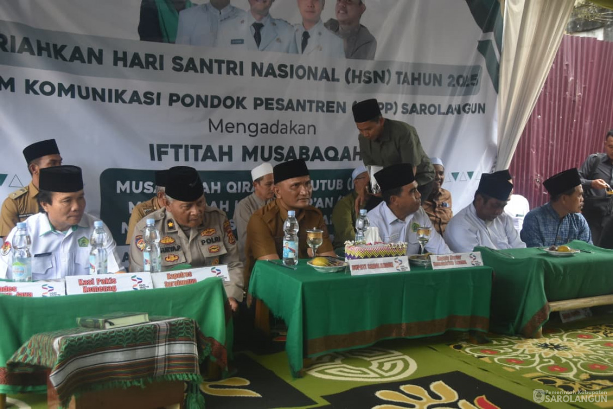 14 Oktober 2025&nbsp; Peringatan Hari Santri Nasional Tahun 2025 di Ponpes Serambi Mekah Al Aziziyah Desa Pelawan Jaya