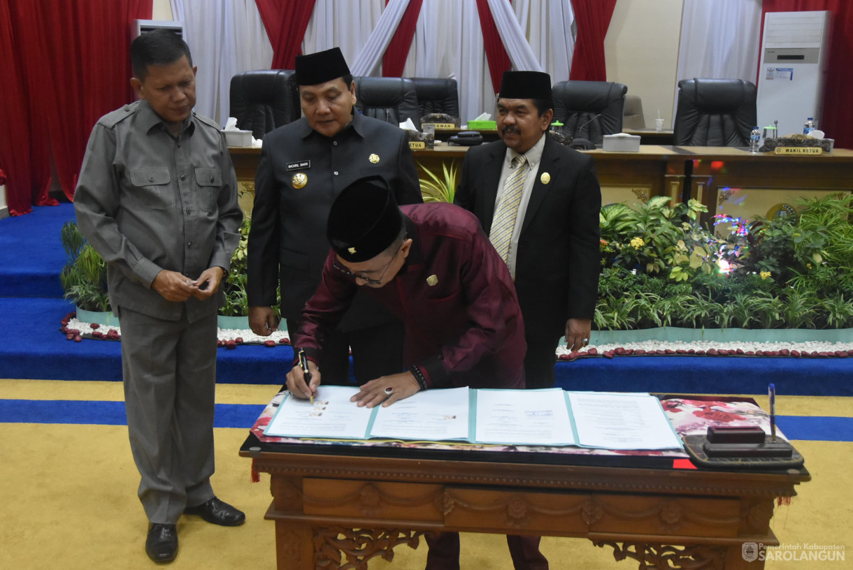 16 Agustus 2024 -&nbsp;Rapat Paripurna Tingkat 2, Bertempat di Gedung DPRD Kabupaten Sarolangun