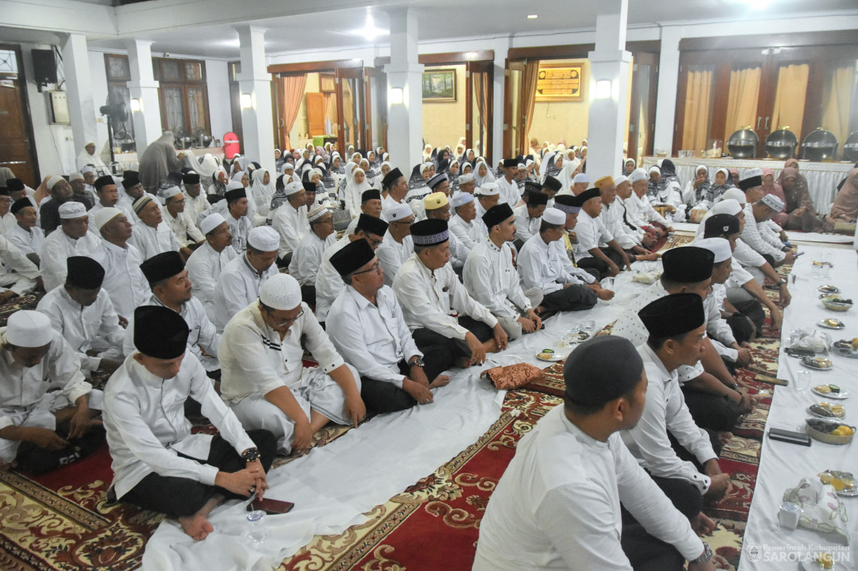 29 Mei 2024 - Walimatussafar Lil Hajj Dan Pelepasan Jamaah Calon Haji Kabupaten Sarolangun Tahun 2024 Di Rumah Dinas Bupati Sarolangun