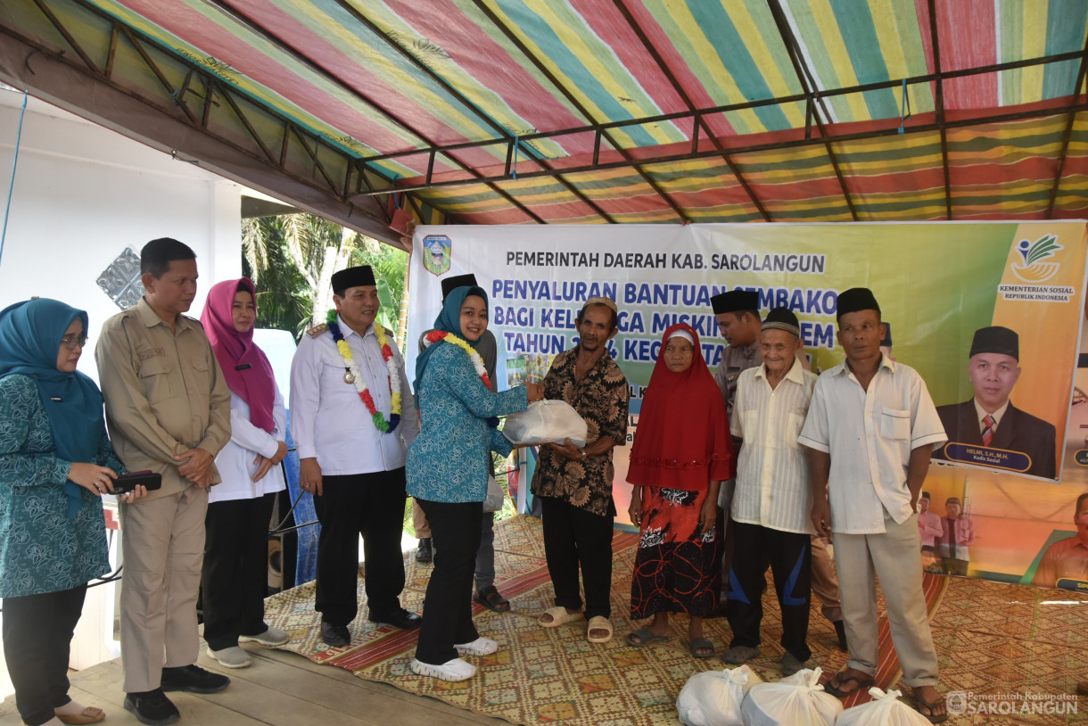 26 Juni 2024 - Kenduri Turun Batahun Sekaligua Syukuran Atas Terpilihnya Kembali Bapak Dr. Ir. Bachril Bakri, M. App. Sc Sebagai Pj Bupati Sarolangun Desa Lubuk Bangkar Kecamatan Batang Asai