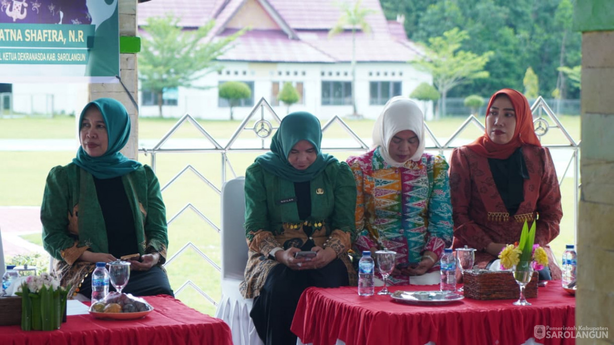 9 Oktober 2025&nbsp; Memperingatan Hari Batik Nasional Bertempat di lapangan gunung kembang kabupaten Sarolangun