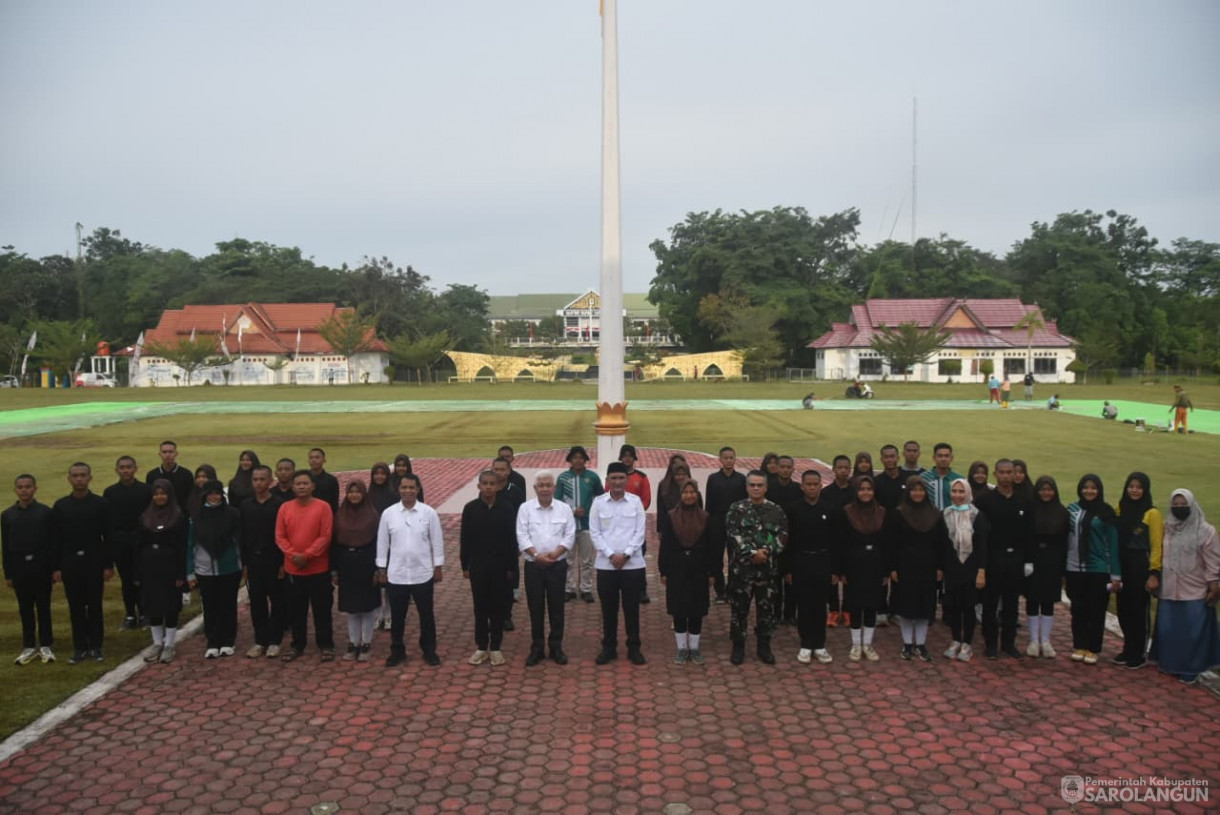 13 Agustus 2025 - Mengecek Kesiapan Peserta Paskibraka yang akan bertugas pada tanggal 17 Agustus 2025 di Lapangan Gunung Kembang
