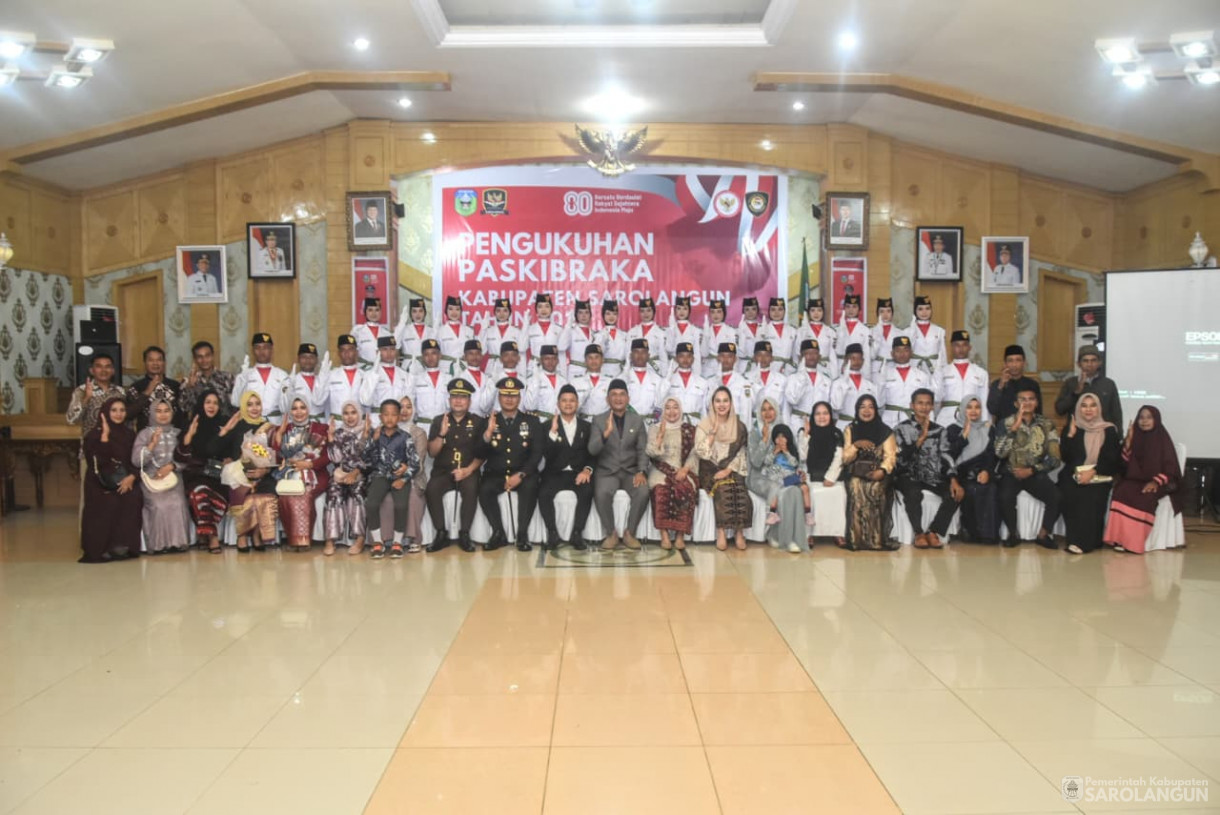 15 Agustus 2025 Pengukuhan Paskibraka Kabupaten Sarolangun