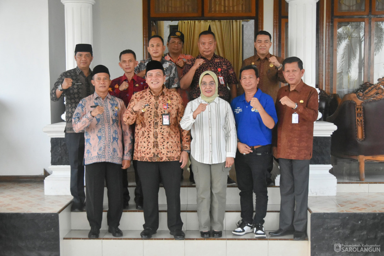 11 Juli 2024 -&nbsp;Audiensi Dengan PJ Walikota Jambi Beserta Rombongan, Bertempat di Rumah Dinas Bupati Sarolangun