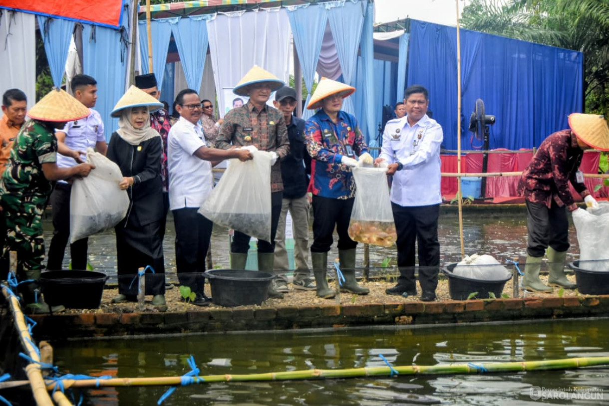 2 Oktober 2025 Penandatanganan Nota Kesepahaman Antara Kantor Wilayah Direktorat Jenderal Permasyarakatan Jambi dengan Pemerintah Kabupaten Sarolangun sekaligus Peresmian Sarana Asimilasi dan Edukasi WBP dan Panen Bidang Perkebunan dan Perikanan di Lap