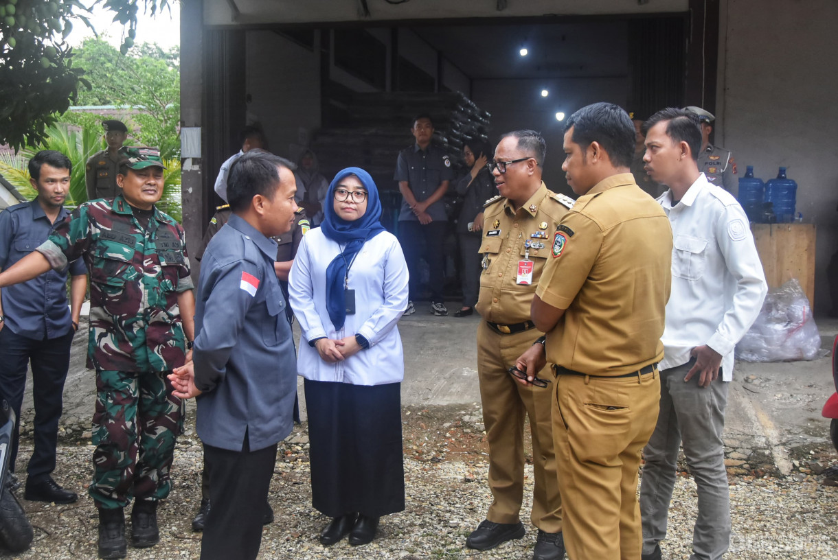 22 Oktober 2024 -&nbsp;Monitoring Pelipatan Surat Suara Pilgub, Bertempat di Kantor KPU Sarolangun