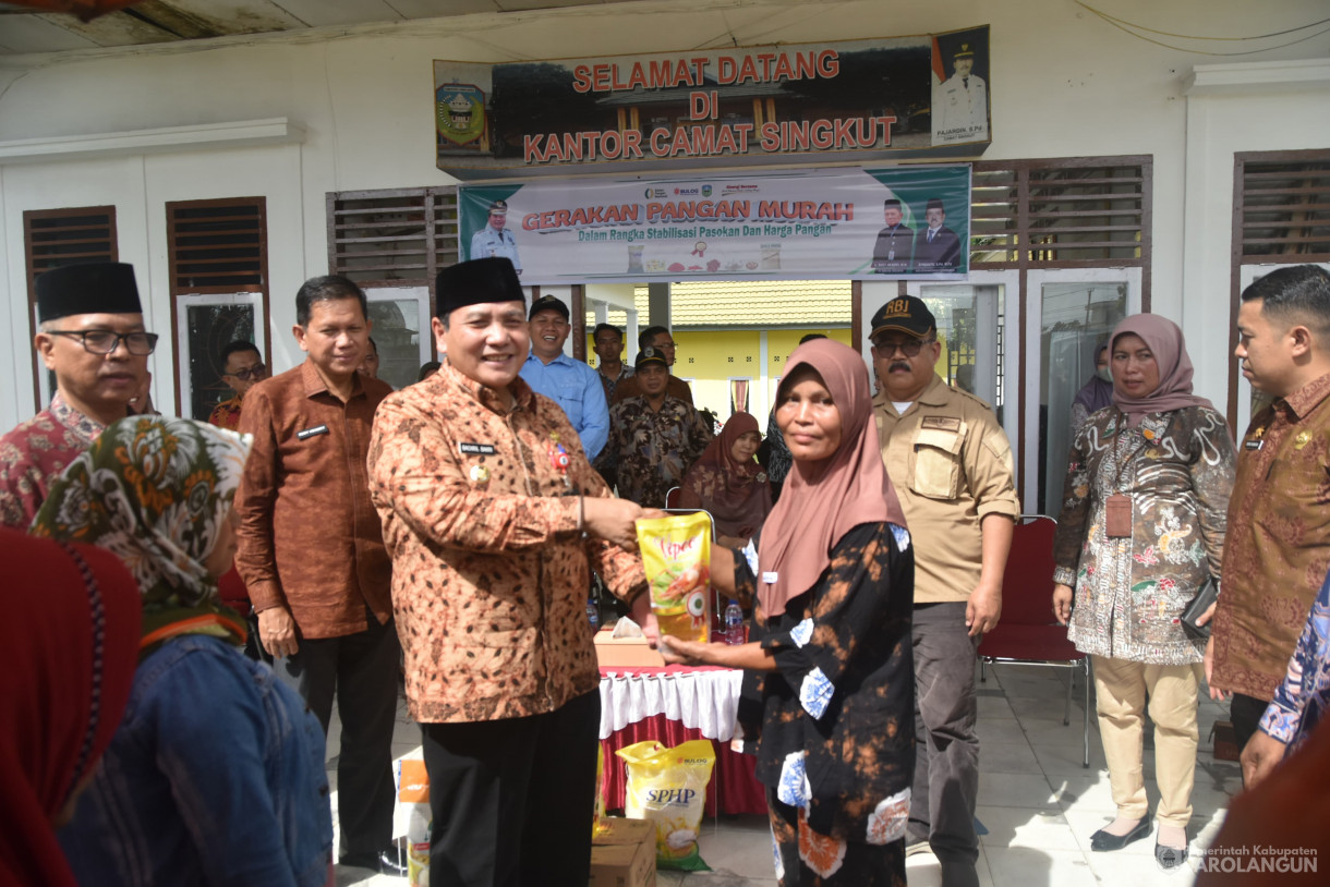 11 Juli 2024 - Gerakan Pangan Murah, Bertempat di Kantor Camat Singkut