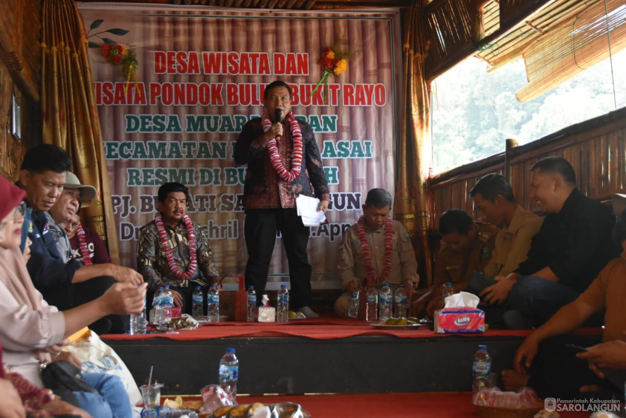 21 Oktober 2023 - Penjabat Bupati Sarolangun Melakukan Peresmian Desa Wisata Dan Wisata Pondok Buluh Bukit Rayo Desa Muaro Cuban Kecamatan Batang Asai