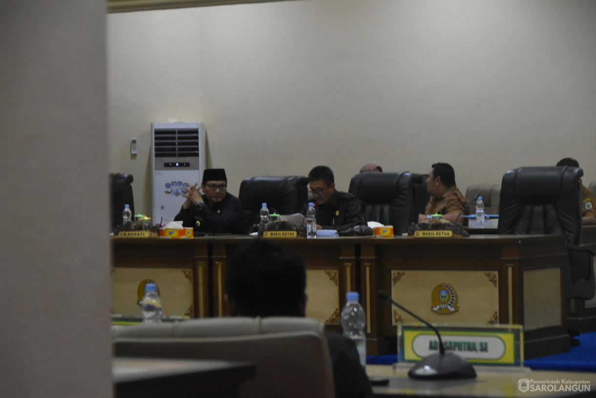 22 Juli 2024 - Rapat Paripurna Tingkat I Tahap 1 Penyampaian RKUA Dan PPAS APBD Kabupaten Sarolangun Tahun Anggaran 2025, Bertempat di Gedung DPRD Kabupaten Sarolangun