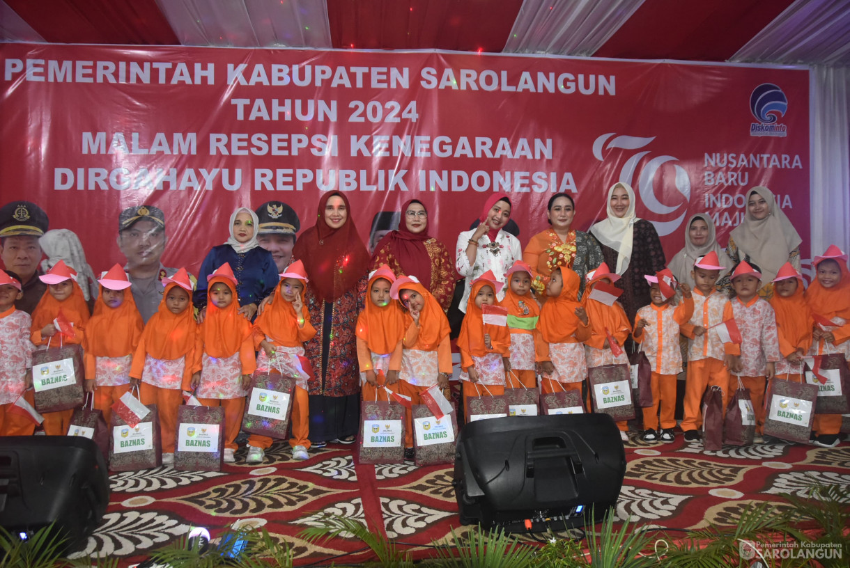 17 Agustus 2024 - Malam Resepsi Kenegaraan, Bertempat di Rumah Dinas Bupati Sarolangun