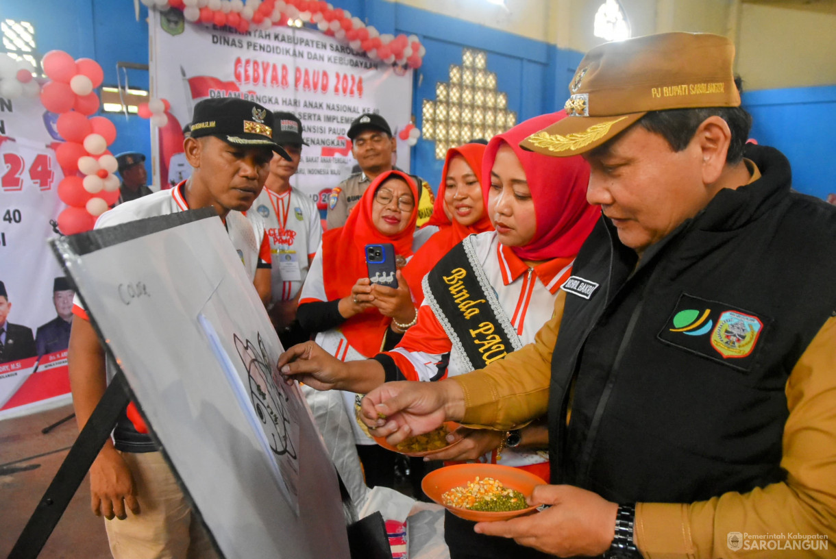 20 Agustus 2024 -&nbsp;Gebyar Bunda PAUD 2024 Dalam Rangka Memperingati Hari Anak Nasional Ke 40 Dan HUT RI Ke 79 Bertempat di Lapangan Tenis Indoor GOR Sarolangun