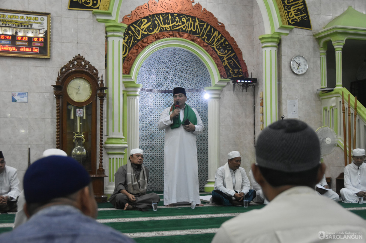 31 Desember 2023 - Sholat Maghrib Berjamaah, Yasinan Dan Doa Awal Tahun 2024, Pemda Kabupaten Sarolangun Di Masjid Al Falah Sarolangun