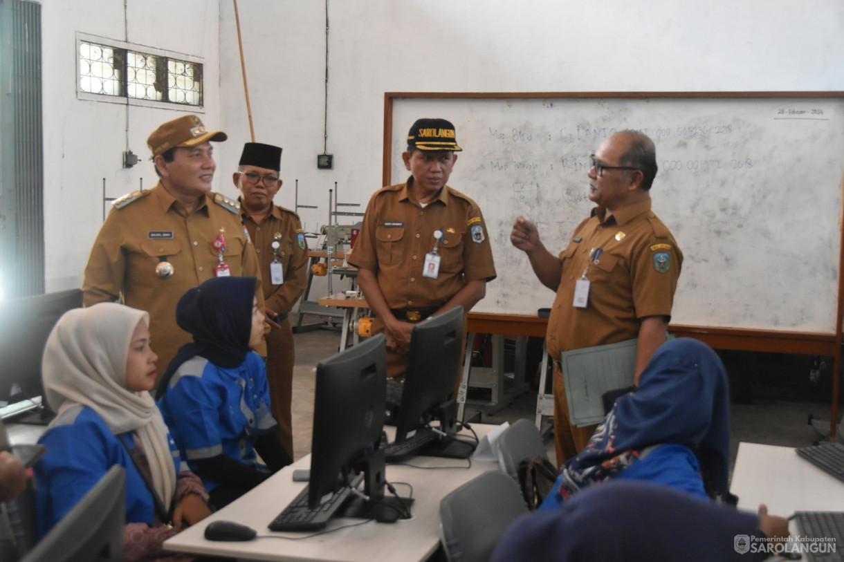 19 Maret 2024 - Monitoring Pelatihan Komputer Dinas Ketenagakerjaan Sarolangun