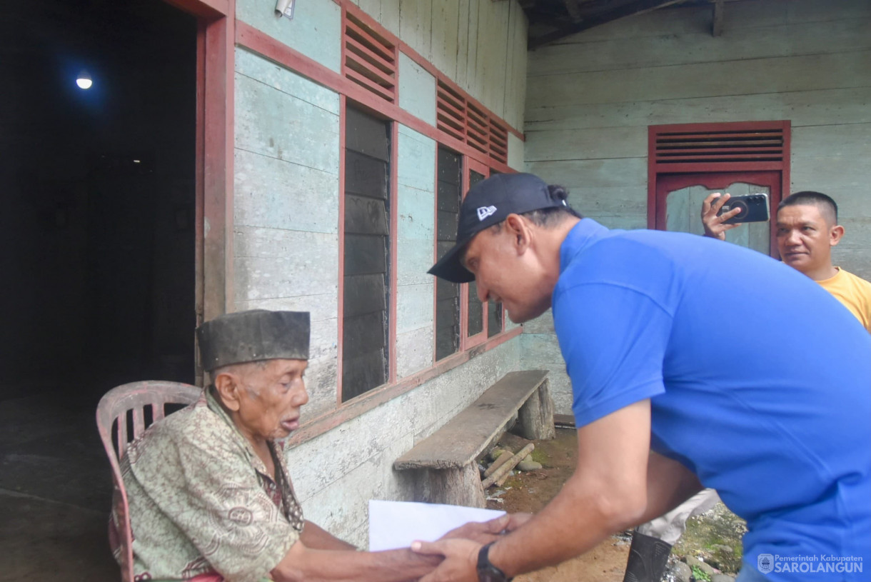 9 Agustus 2025 -&nbsp;Penyerahan Bantuan Untuk Fakir Miskin dan Anak Yatim di Desa Bathin Pengambang Kecamatan Batang Asai