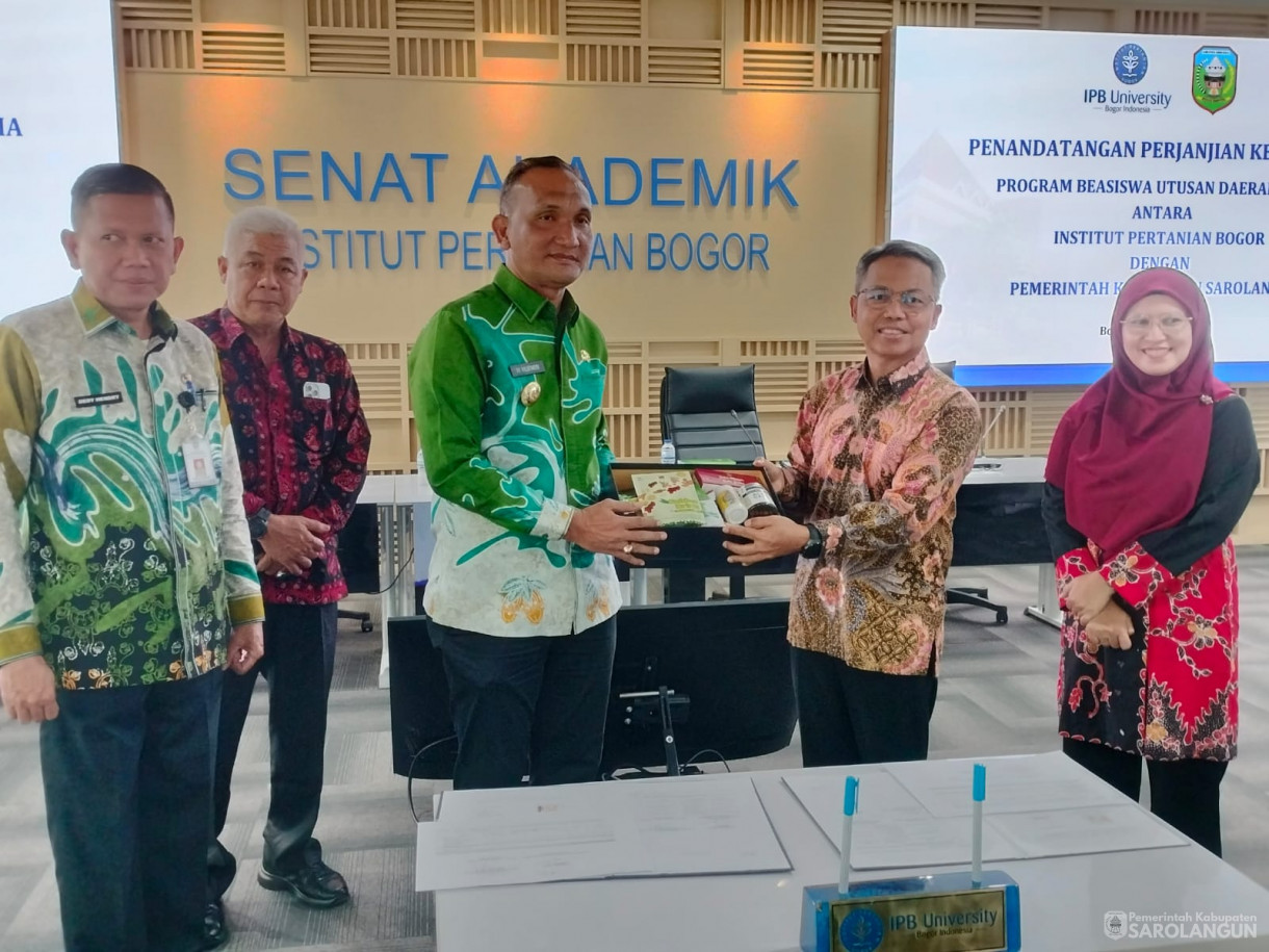 22 Agustus 2025 Penandatanganan Perjanjian Kerja Sama Beasiswa Utusan Daerah Pemerintah Kabupaten Sarolangun dengan Institut Pertanian Bogor