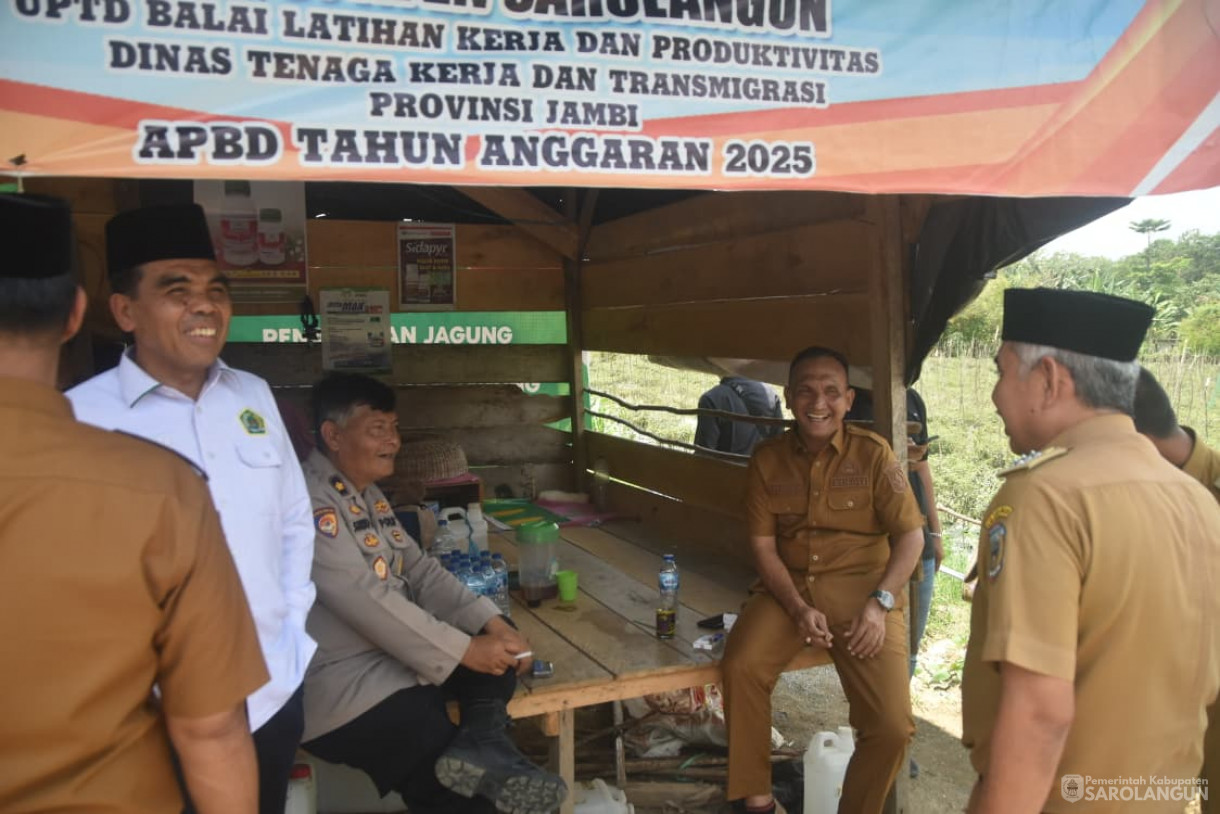 14 Oktober 2025 Panen Cabe Merah Bumdes Jaya Bersama Desa Pelawan Jaya