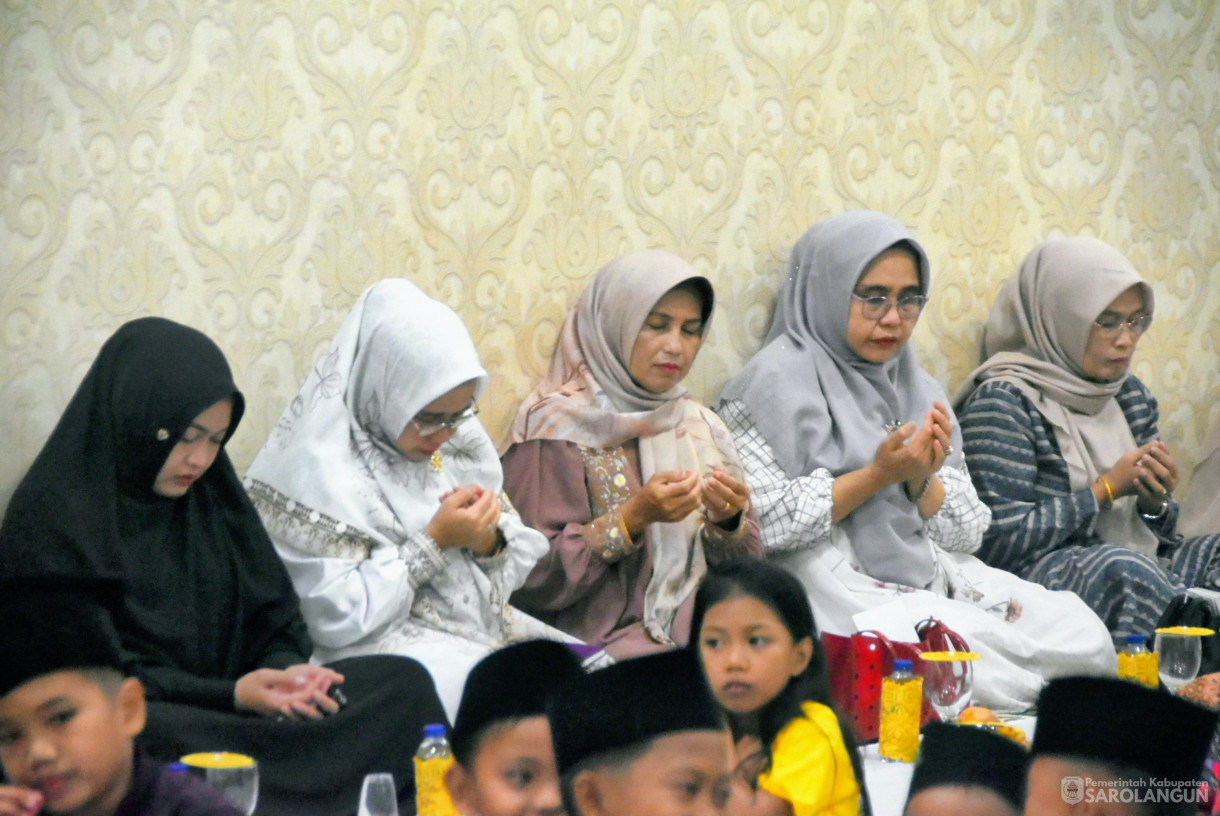 24 September 2024 - Yasinan dan Doa Bersama, Bertempat di Rumah Dinas Bupati Sarolangun