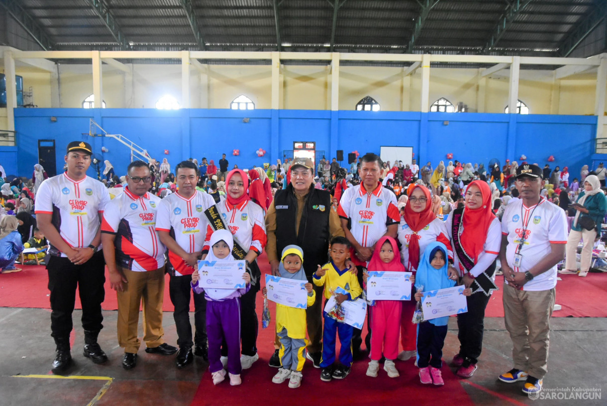 20 Agustus 2024 -&nbsp;Gebyar Bunda PAUD 2024 Dalam Rangka Memperingati Hari Anak Nasional Ke 40 Dan HUT RI Ke 79 Bertempat di Lapangan Tenis Indoor GOR Sarolangun