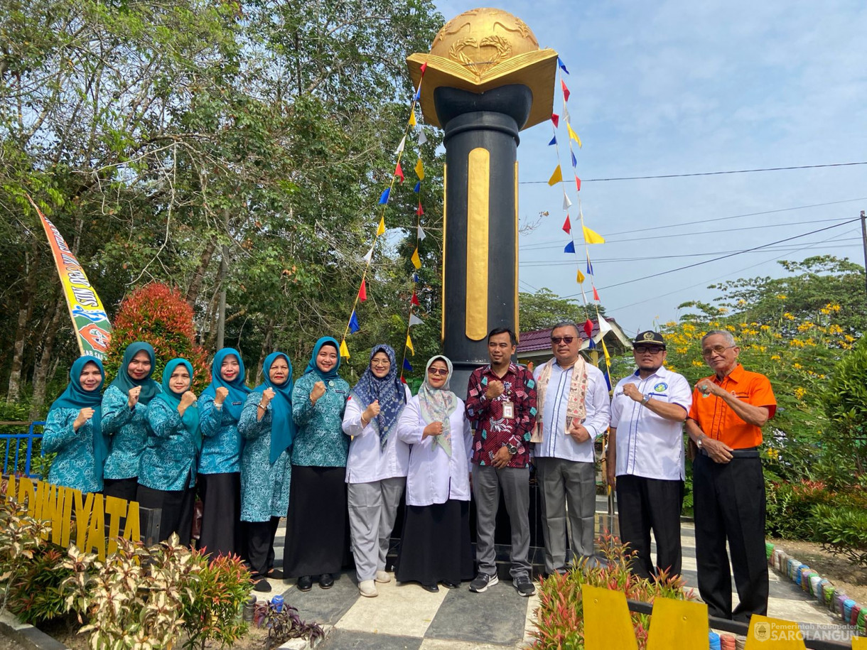 Rabu,06 September 2023 - Ibu Penjabat Bupati Sarolangun Melaksanakan Peninjauan Lokus KKS bersama Tim Pusat Beserta Pembina dan Forum KKS di Kabupaten Sarolangun