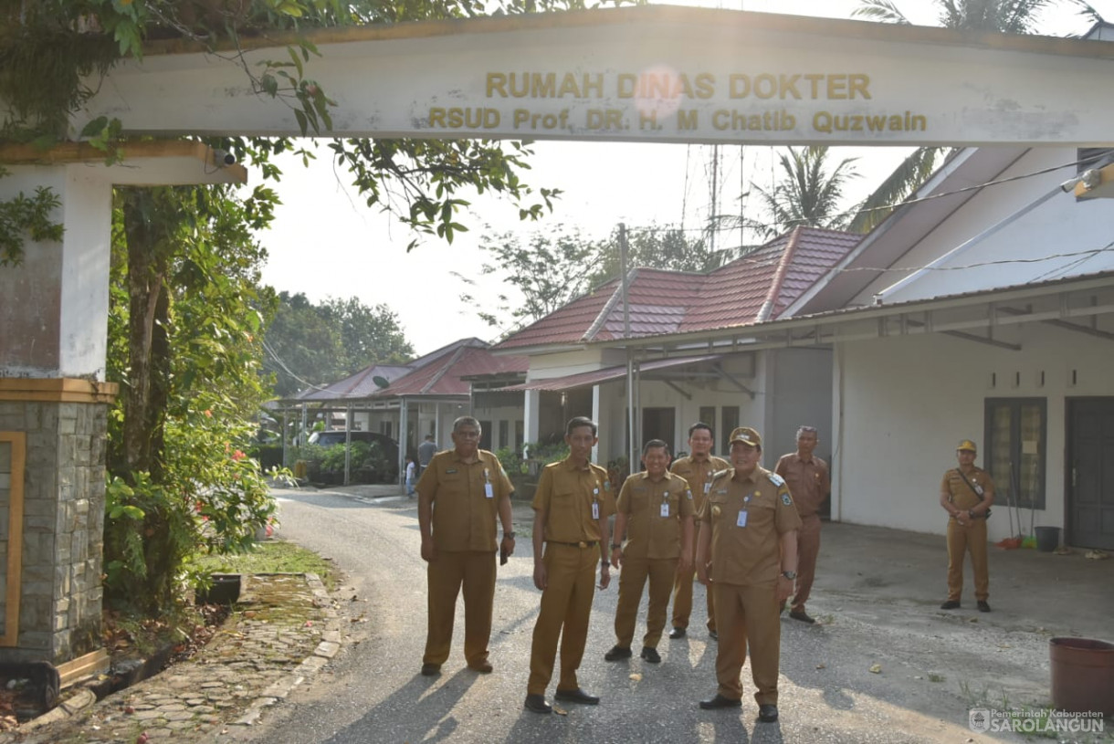 23 Oktober 2023 - Penjabat Bupati Sarolangun Melakukan Sidak RSUD Prof. Dr. H. M. Chatib Quzwein Sarolangun