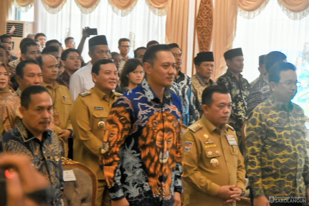 25 Juni 2024 - Launching Implementasi Sertipikat Elektronik Pada 7 Kantor Pertanahan Kabupaten Di Provinsi Jambi Dan Penyerahan Sertipikat Program Prioritas Nasional Kepada Peserta Simbolis, Bertempat di Au