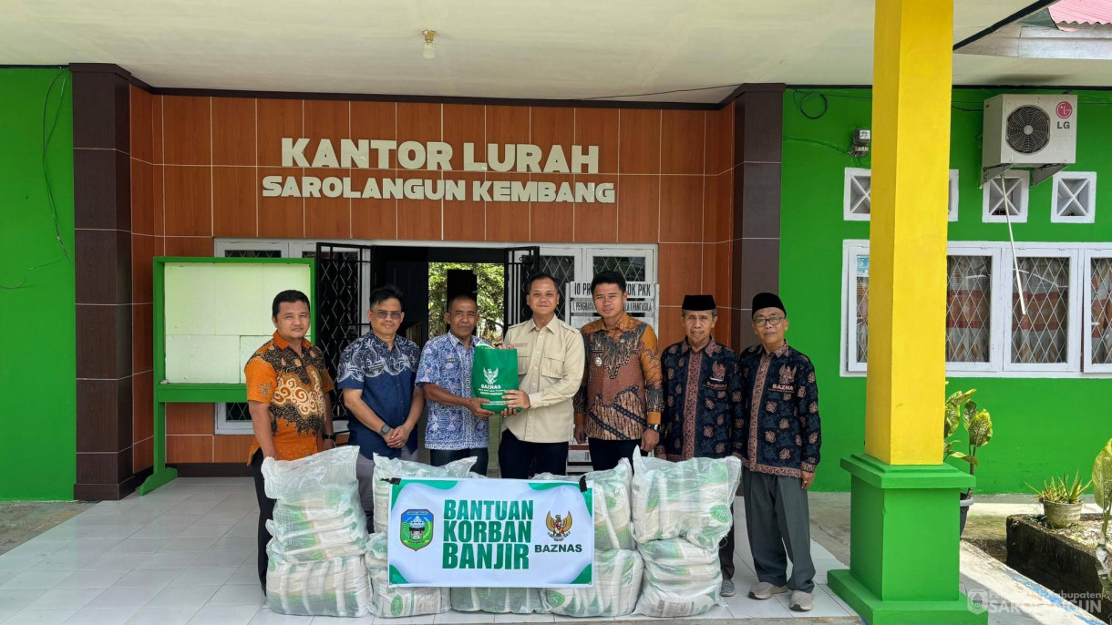 30 April 2026 Wakil Bupati Sarolangun Menyerahkan Bantuan Untuk Masyarakat Terdampak Banjir di Desa Ujung Tanjung, Kelurahan Aurgading, Desa Panti dan Kelurahan sarolangun Kembang