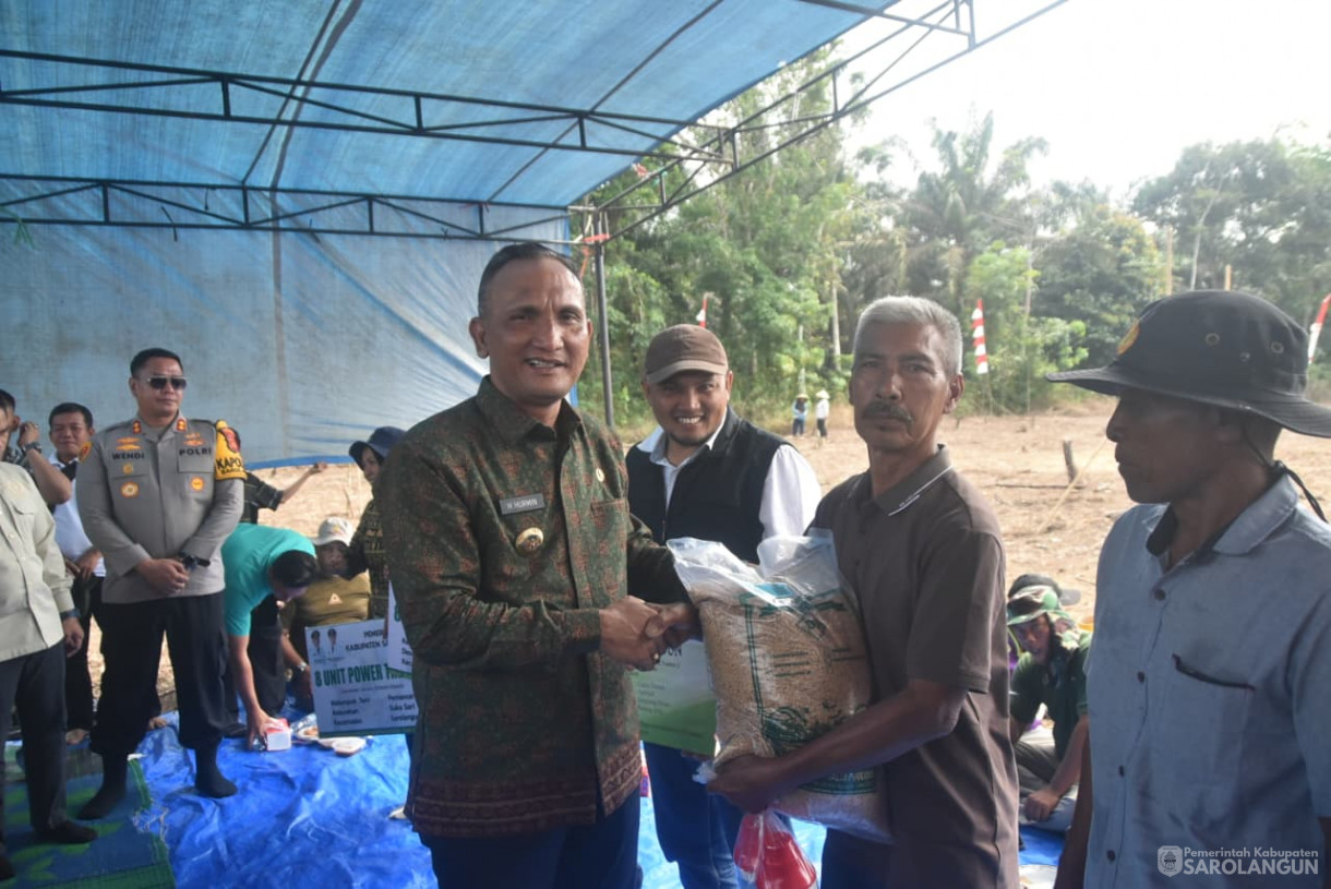 28 Agustus 2025&nbsp; &nbsp;Panen Perdana Padi Ladang Kelompok Tani Renah Mutu Desa Tanjung Kecamatan Bathin VIII