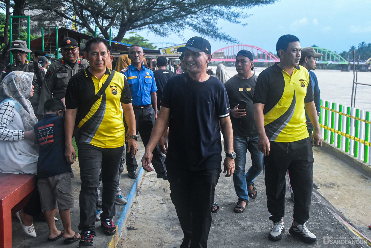 7 April 2025 - Meninjau Persiapan Balumbo Biduk Dan Gotong Royong Membersihkan Sampah di Sekitaran Tepian Cik Minah Sarolangun&nbsp;