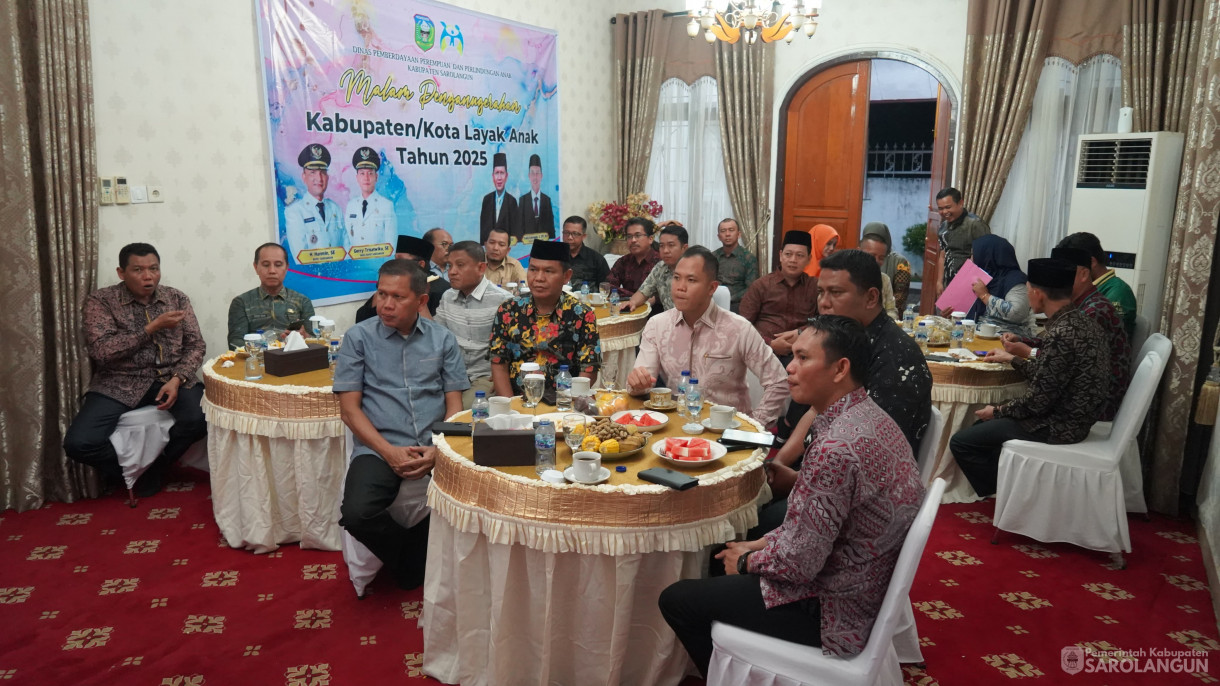 8 Agustus 2025 - Wakil bupati Sarolangun Mengikuti kegiatan Zoom Meeting Penganugrahan Kota Layak Anak Tahun 2025 Bertempat di Rumah Dinas Wakil Bupati Sarolangun