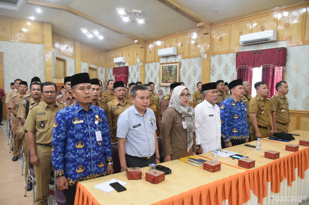 19 Desember 2023 - Rapat Koordinasi Kepala Desa, Lurah Dan Camat Kabupaten Sarolangun Tahun 2023 Di Ruang Aula Utama Kantor Bupati Sarolangun