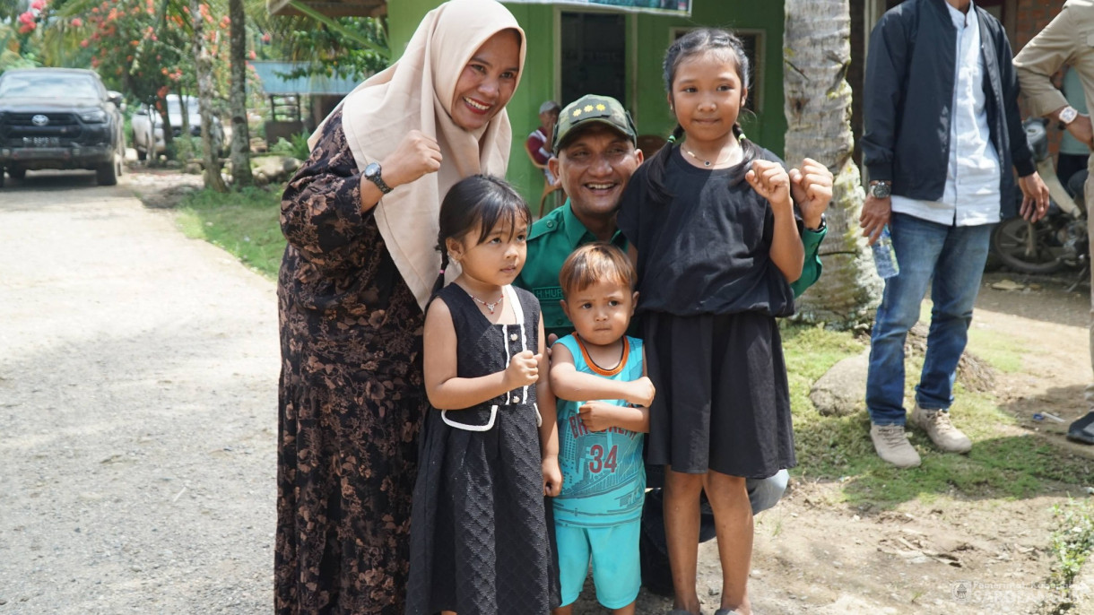 9 Mei 2026 Foto Bersama Masyarakat di Kecamatan Batang Asai